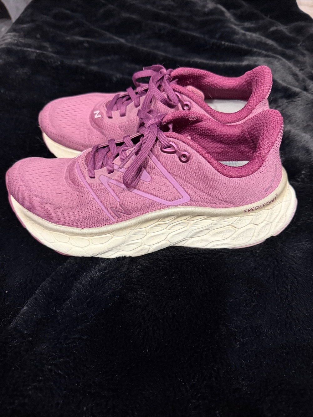 New Balance Women's Mauve-Pink Running Sneakers